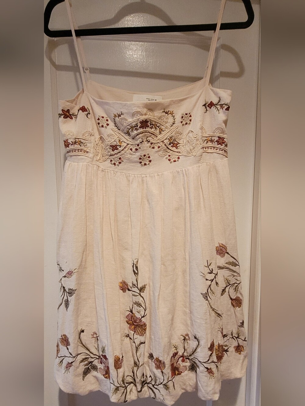 ZARA PRE-OWNED Embroidered Cream Floral Boho Skirt